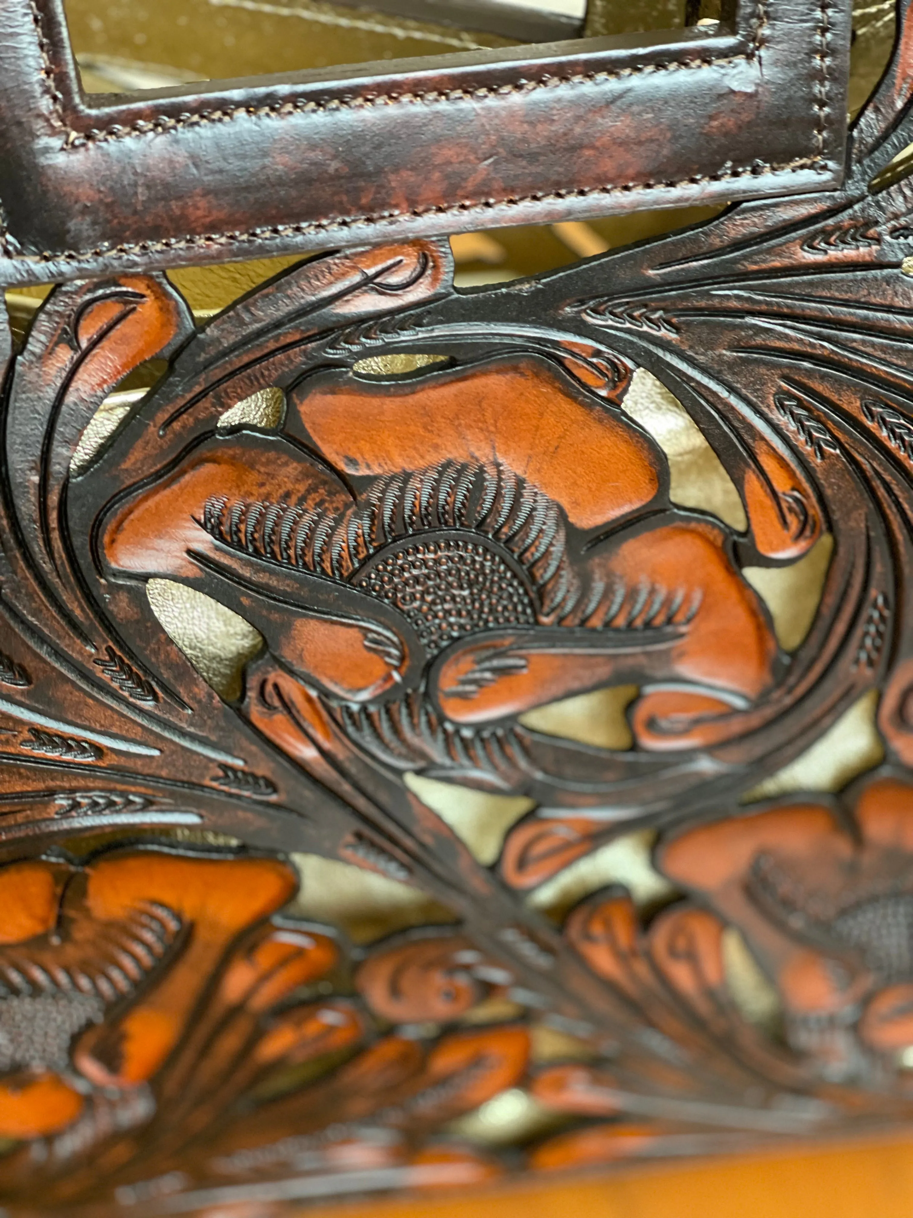 Hand tooled Cut-Out Tooling Leather Small Tote "NOTA FLORAL" by ALLE
