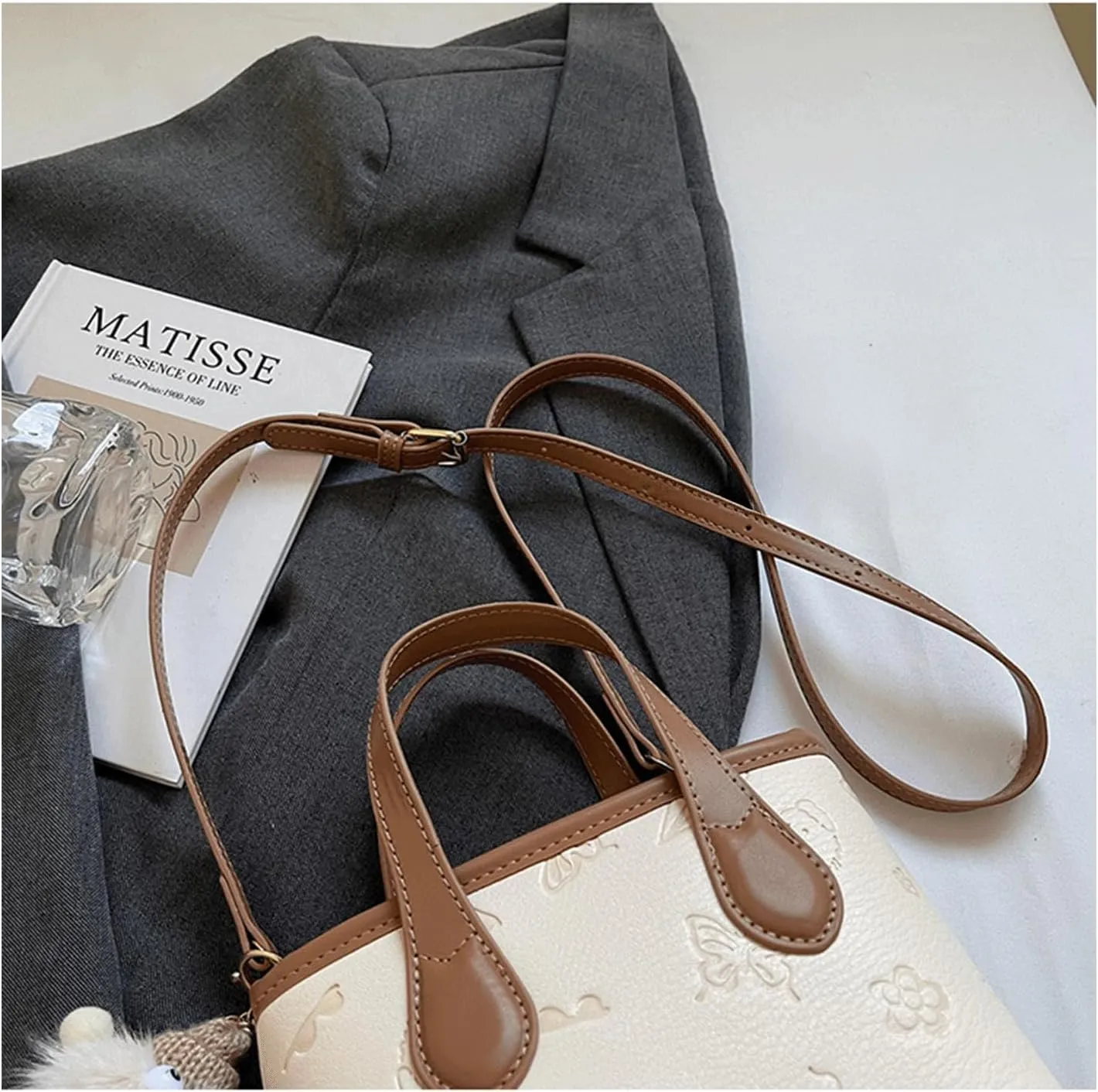 Mini Bucket Bag Embossed Leather Bucket Purse Vintage Purse Bag with Plush Charm Crossbody Shoulder Handbag