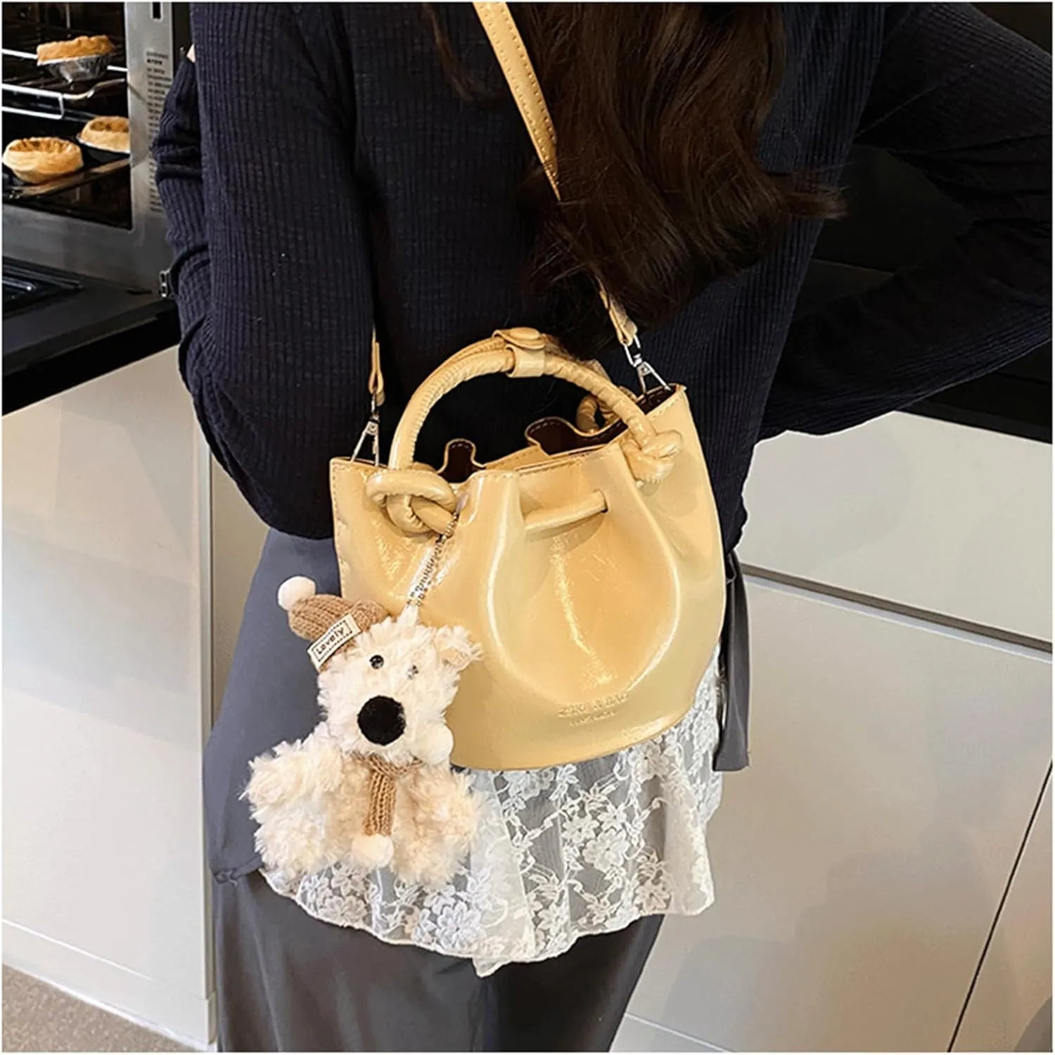 Mini Bucket Bag Leather Bucket Purse Vintage Purse Bag with Plush Bear Charm Crossbody Shoulder Handbag