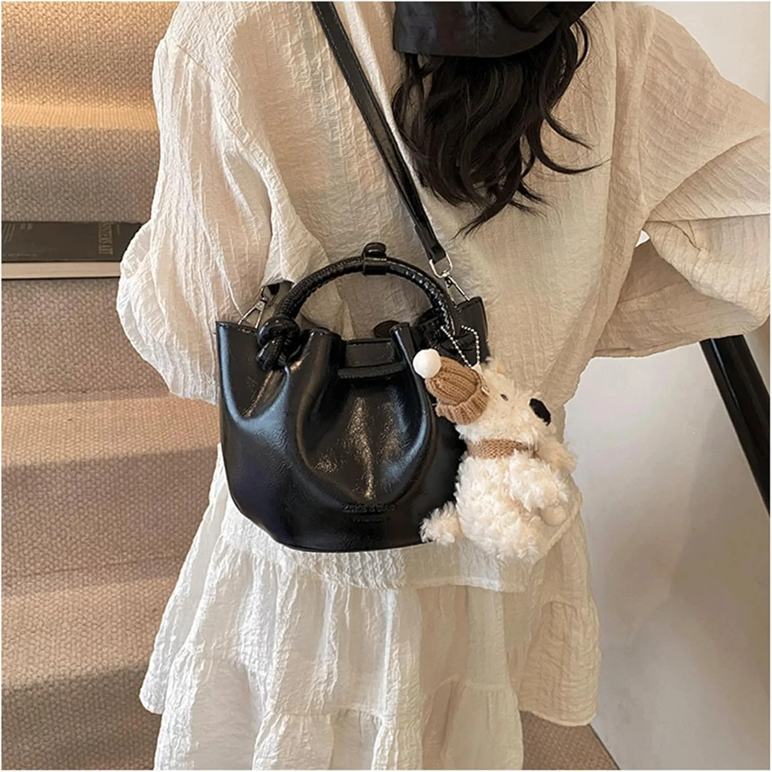 Mini Bucket Bag Leather Bucket Purse Vintage Purse Bag with Plush Bear Charm Crossbody Shoulder Handbag