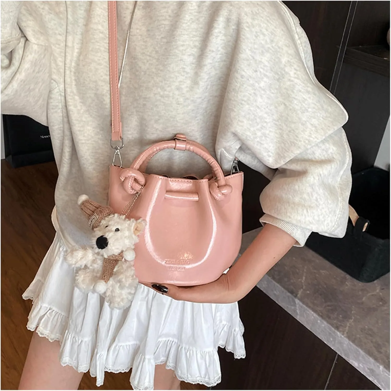 Mini Bucket Bag Leather Bucket Purse Vintage Purse Bag with Plush Bear Charm Crossbody Shoulder Handbag