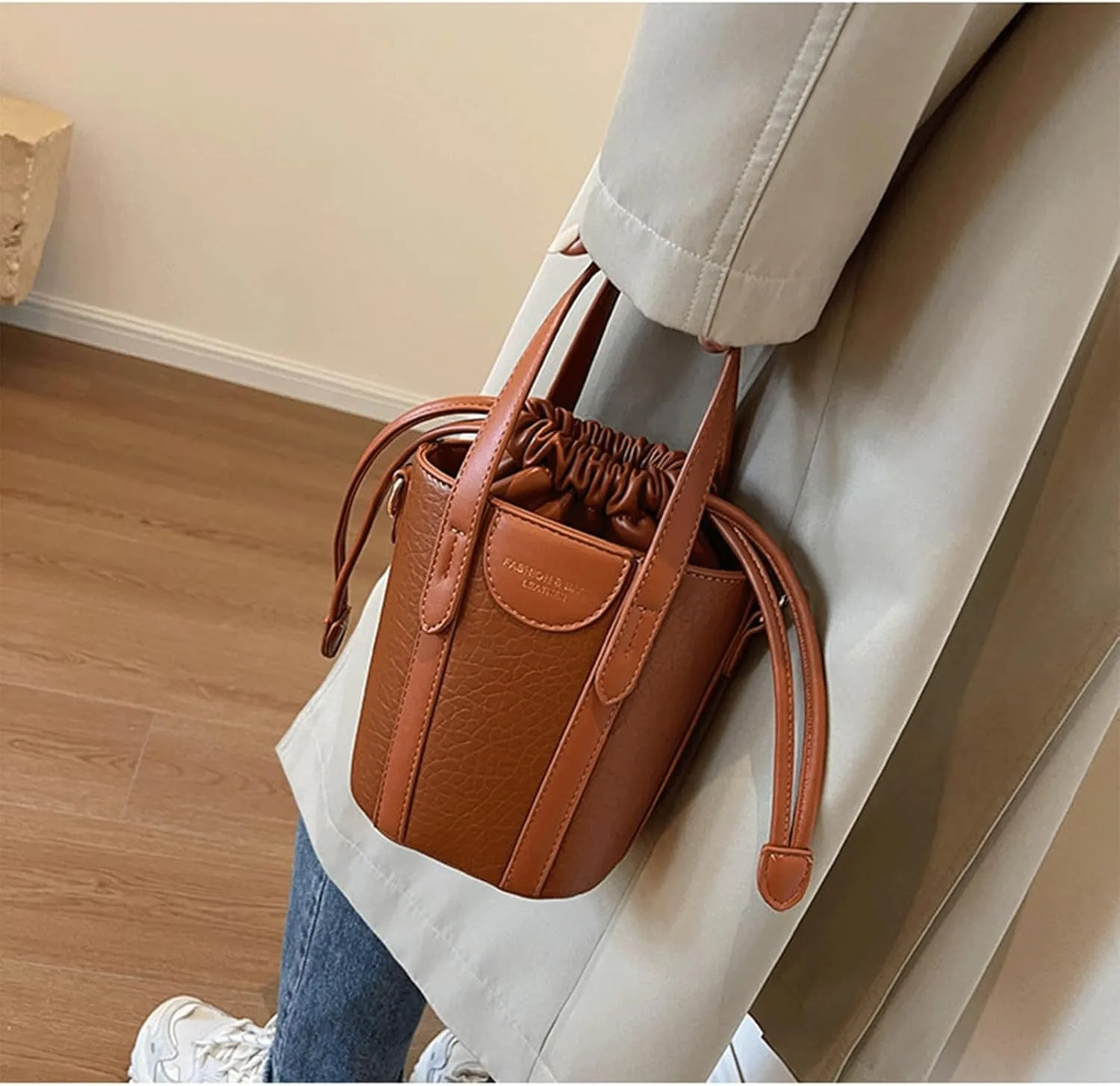 Mini Bucket Bag Leather Bucket Purse Vintage Purse Handbag with Drawstring Closure Small Handbag Shoulder Crossbody Bag