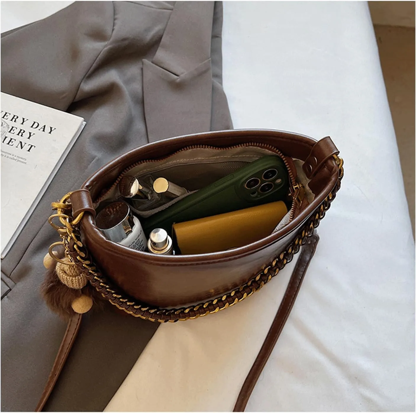 Mini Bucket Bag Leather Bucket Purse with Plush Charm Vintage Purse Bag Shoulder Crossbody Handbag