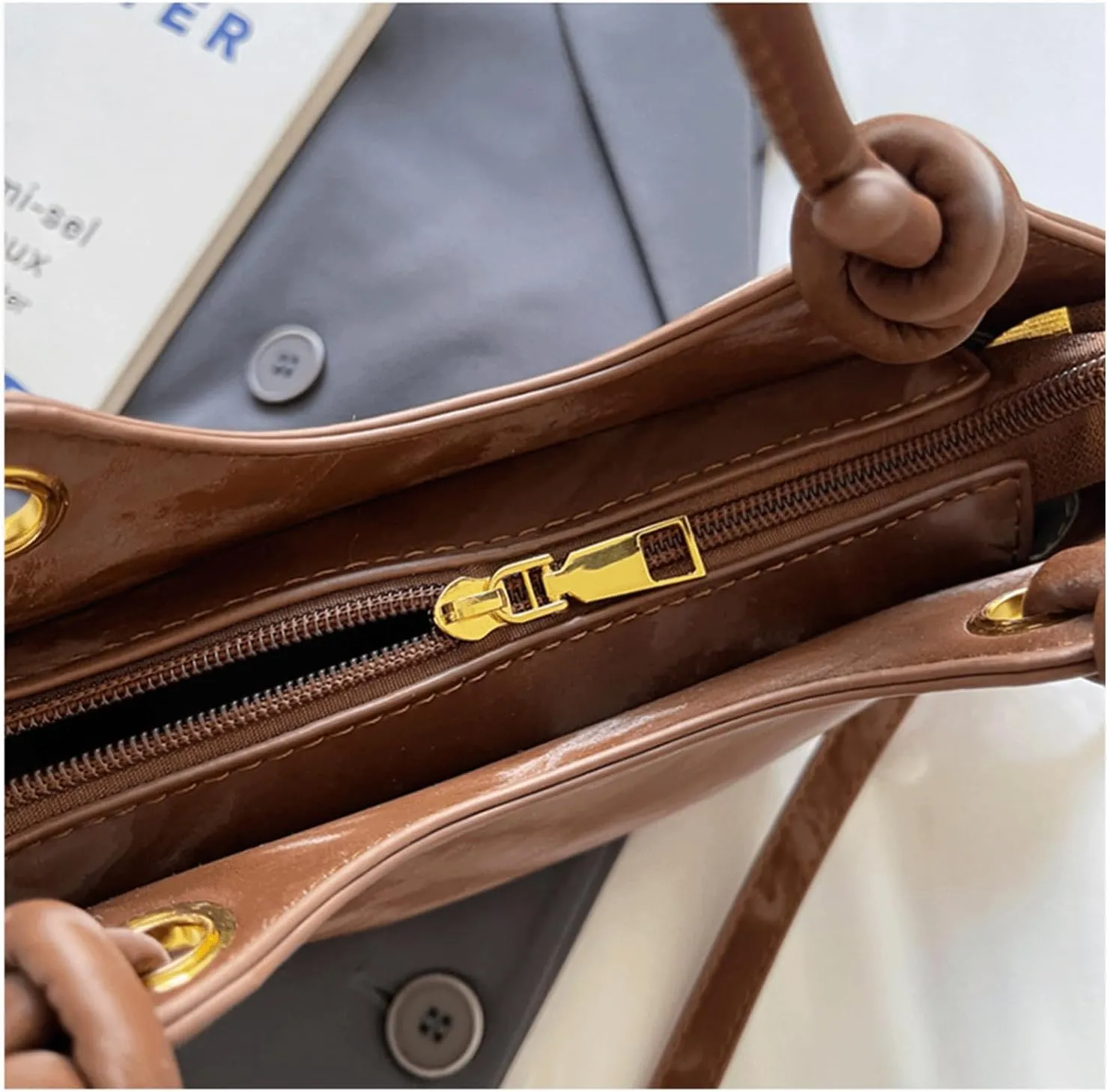 Mini Bucket Bag Vintage Leather Bucket Purse with Plush Charm Small Crossbody Shoulder Handbag