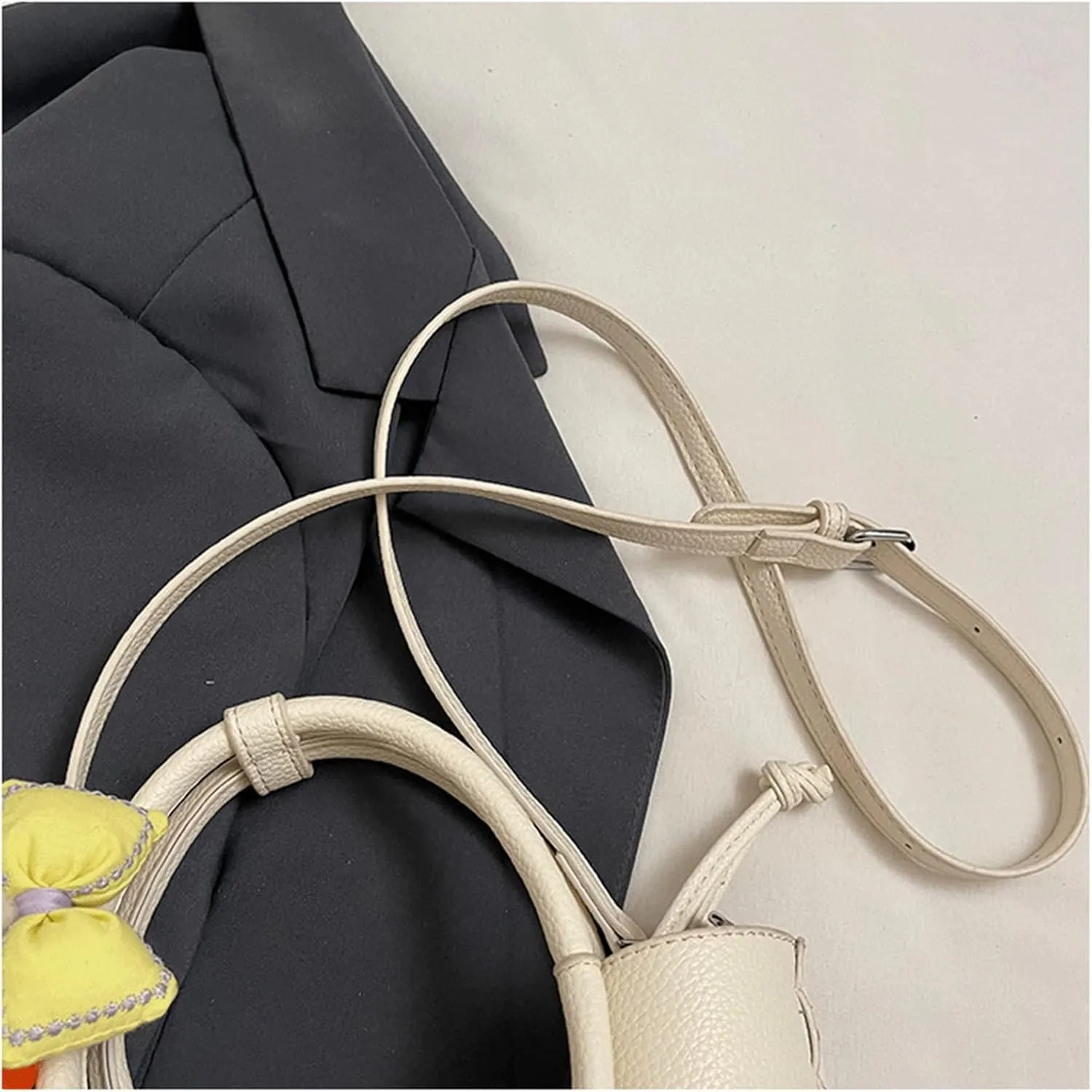 Mini Bucket Bag Vintage Leather Bucket Purse with Round Top Handle and Plush Charm Shoulder Handbag Crossbody Purse