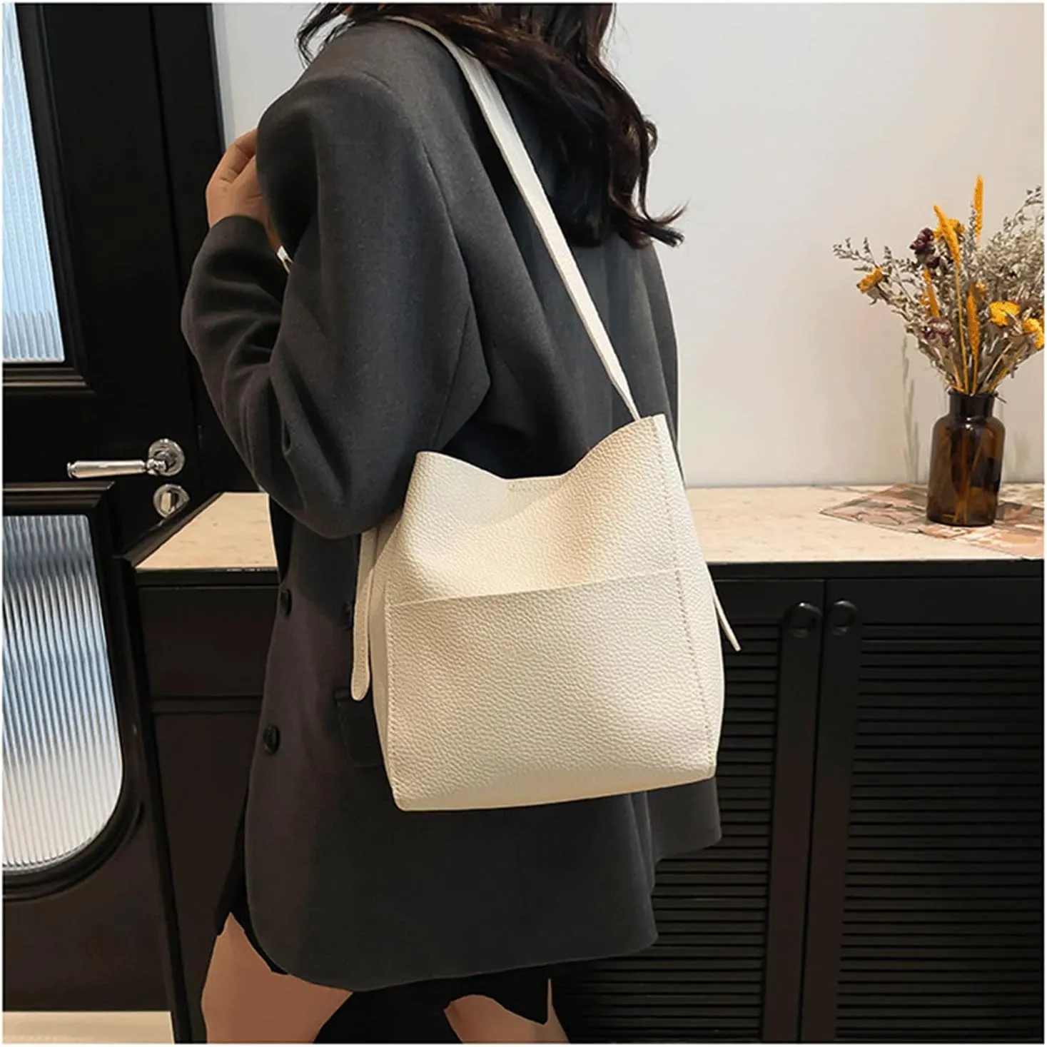Mini Bucket Bag Vintage Pebbled Leather Bucket Purse with Outer Pocket Purse Handbag Crossbody Shoulder Bag