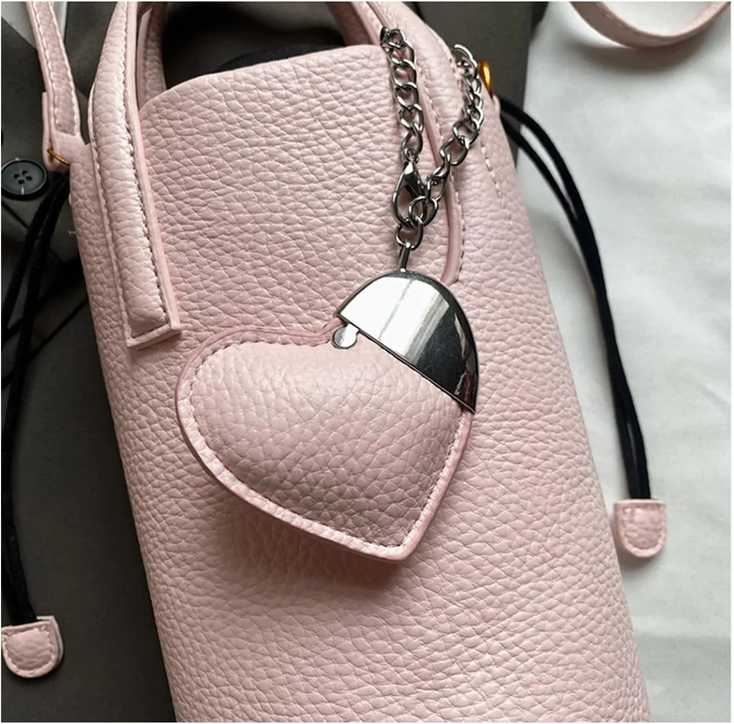 Mini Bucket Bag Vintage Pebbled Leather Drawstring Bucket Purse with Heart Charm Crossbody Shoulder Purse Bag