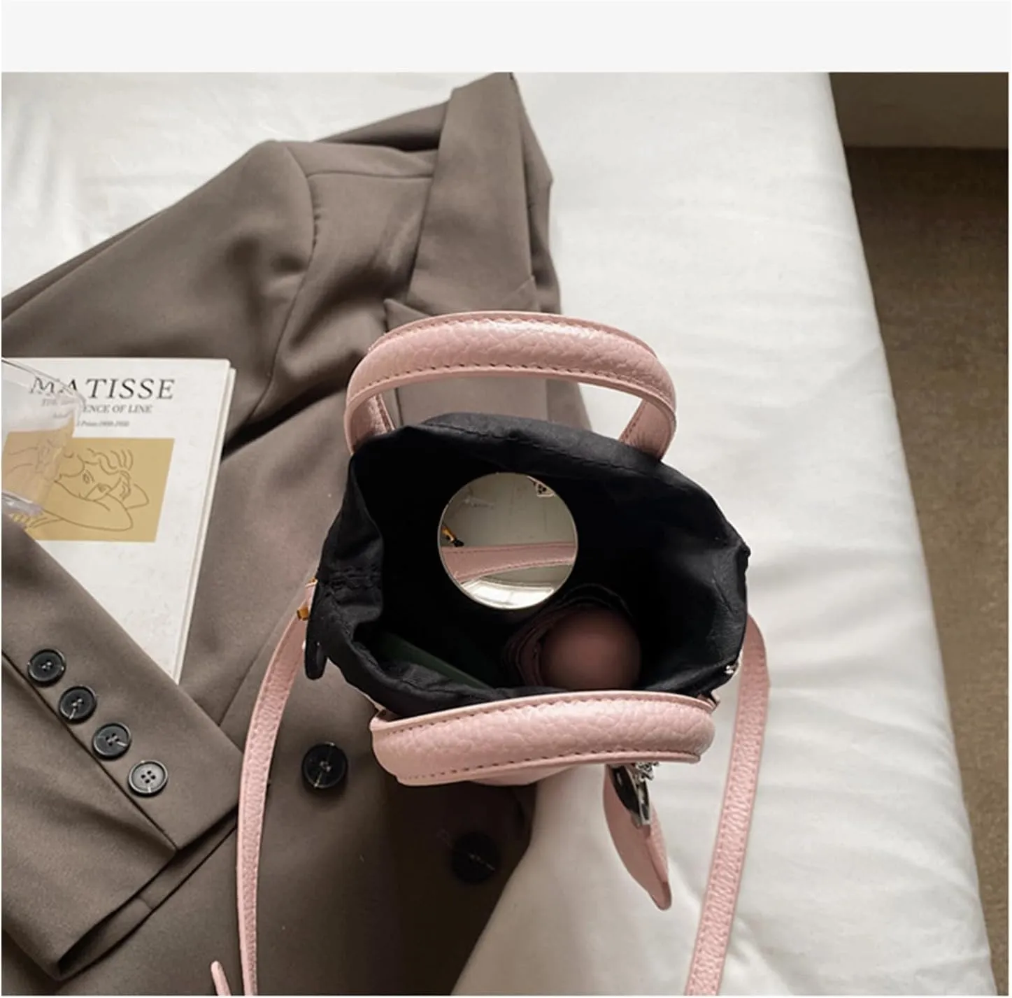 Mini Bucket Bag Vintage Pebbled Leather Drawstring Bucket Purse with Heart Charm Crossbody Shoulder Purse Bag