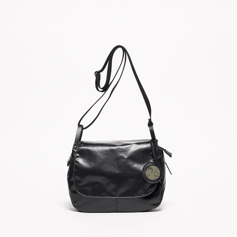 Nico Light Shoulder Bag