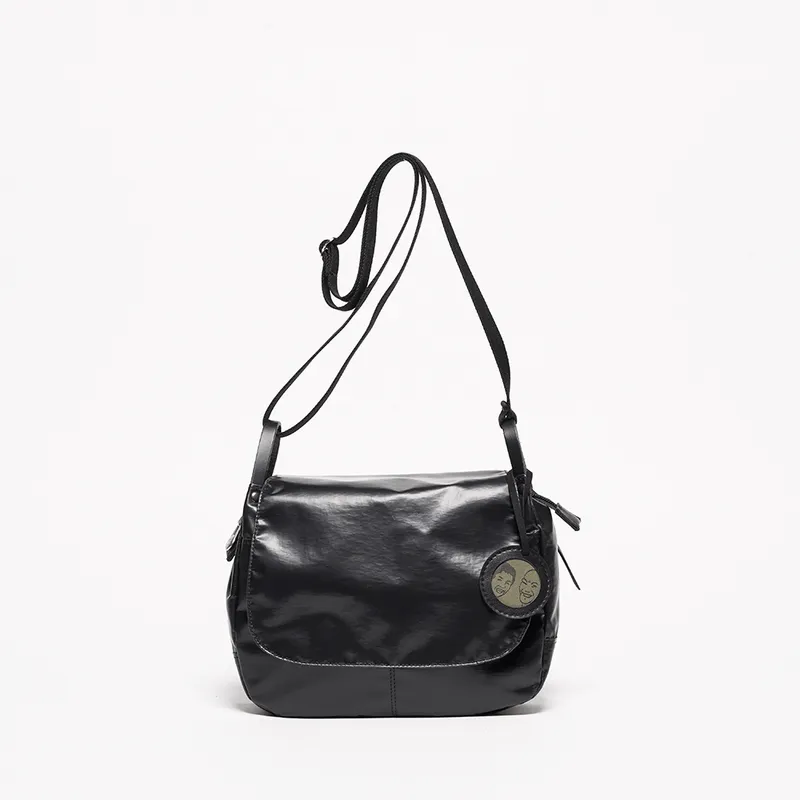 Nico Light Shoulder Bag