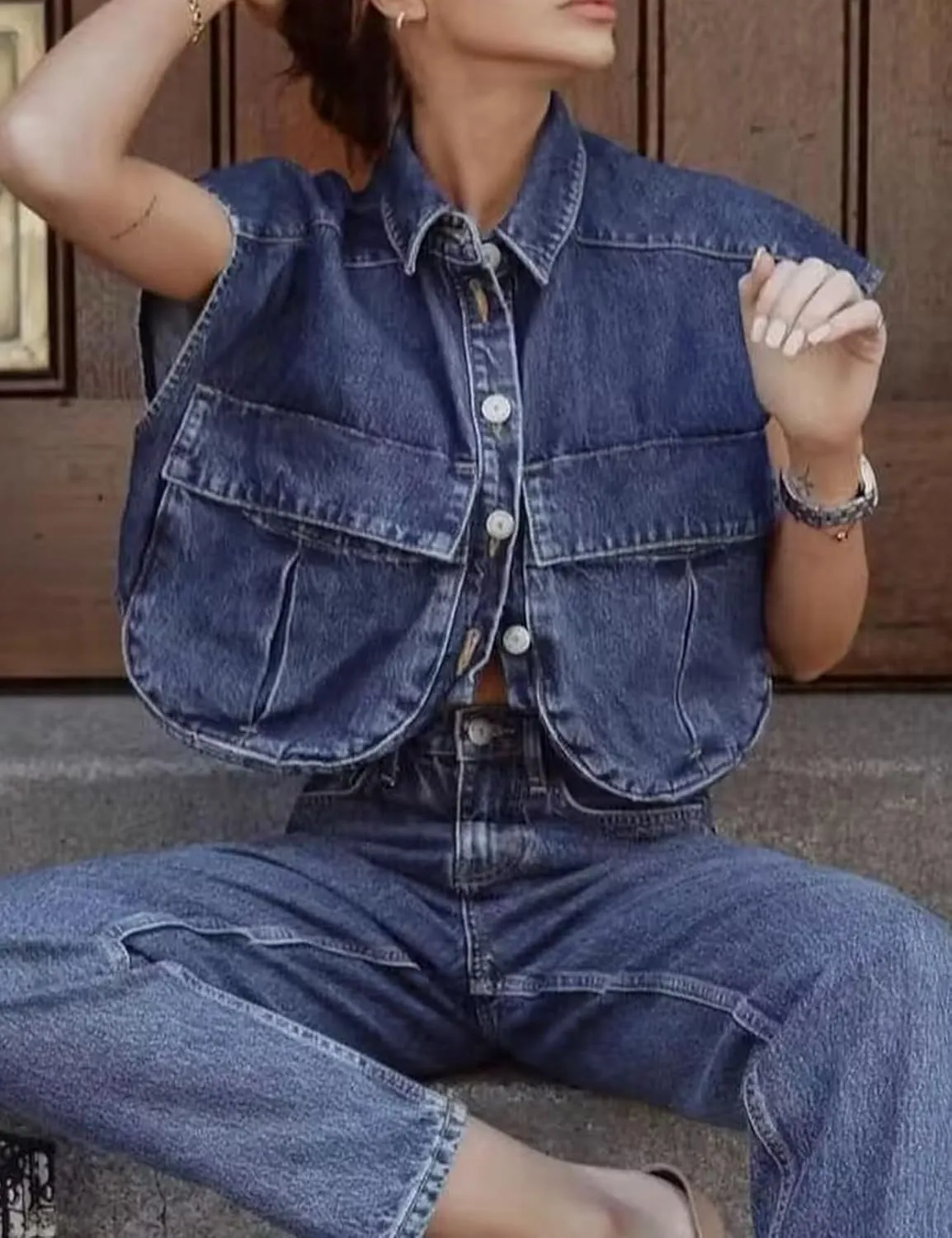 Perbai Womens Cropped Button Down Shirt Summer Collared Sleeveless Loose Denim Top with Pockets