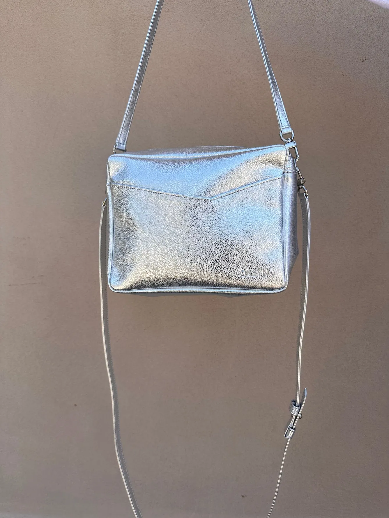Rome Crossbody in Silver Metallic